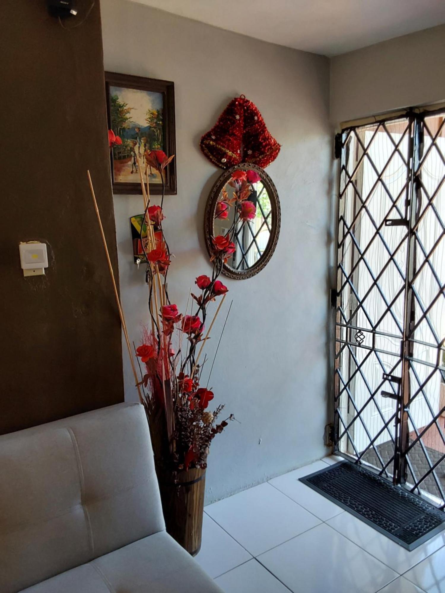 Zipcode Hideaway Guesthouse Portmore Exterior photo